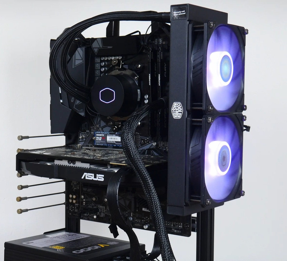 Cooler Master محتاج مبرد يسيطر علي درجه حراره المعالج ومش لاقي؟ يبقي عليك وعلي - ALARABIYA COMPUTER